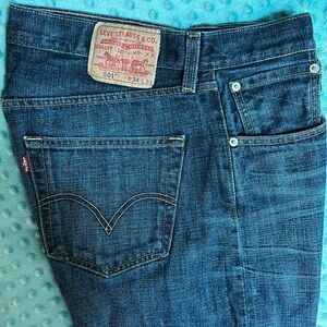 Levi’s. W34 L34. 501.